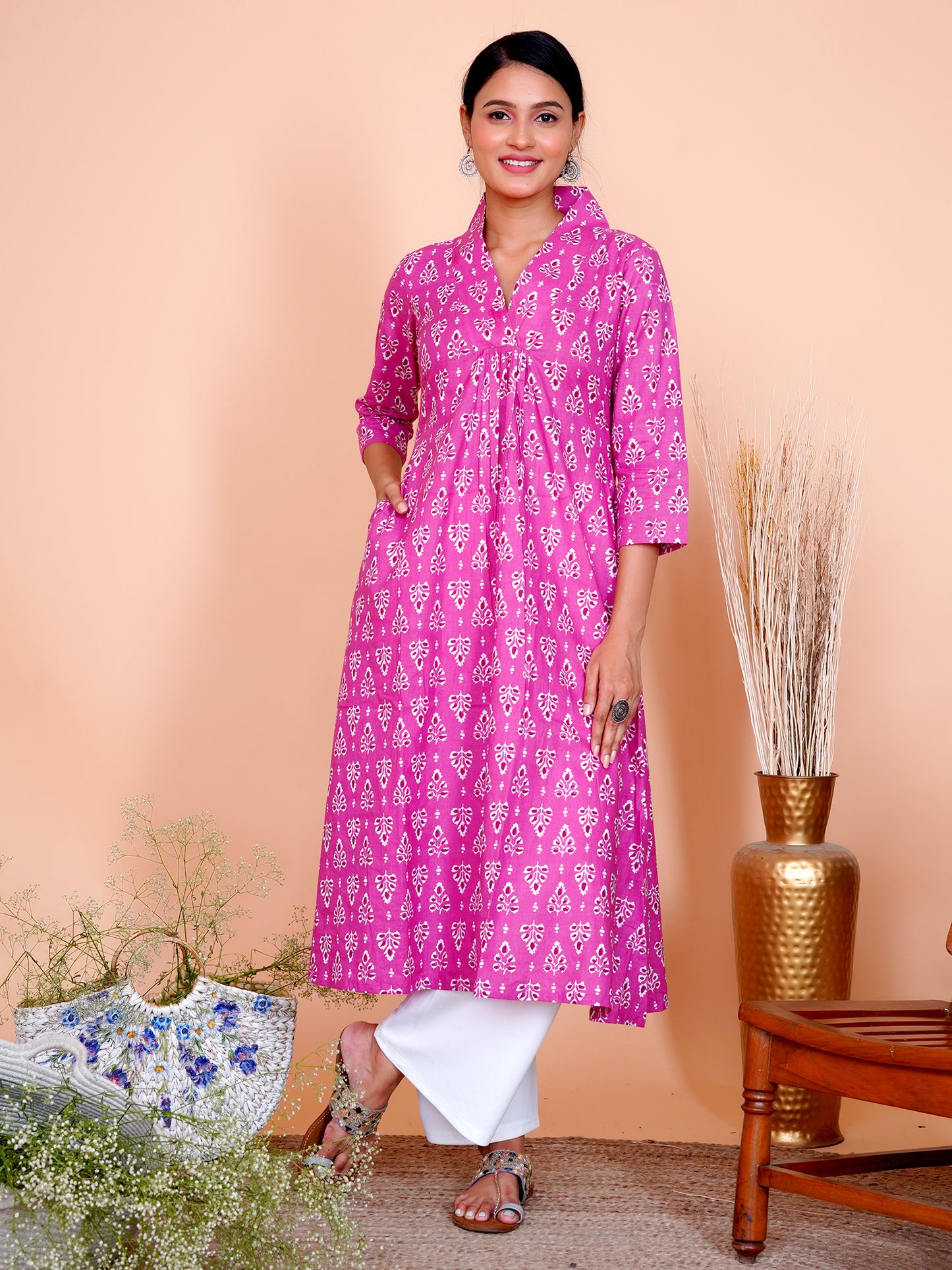Magenta Floral Buti Printed Cotton A-Line Kurta