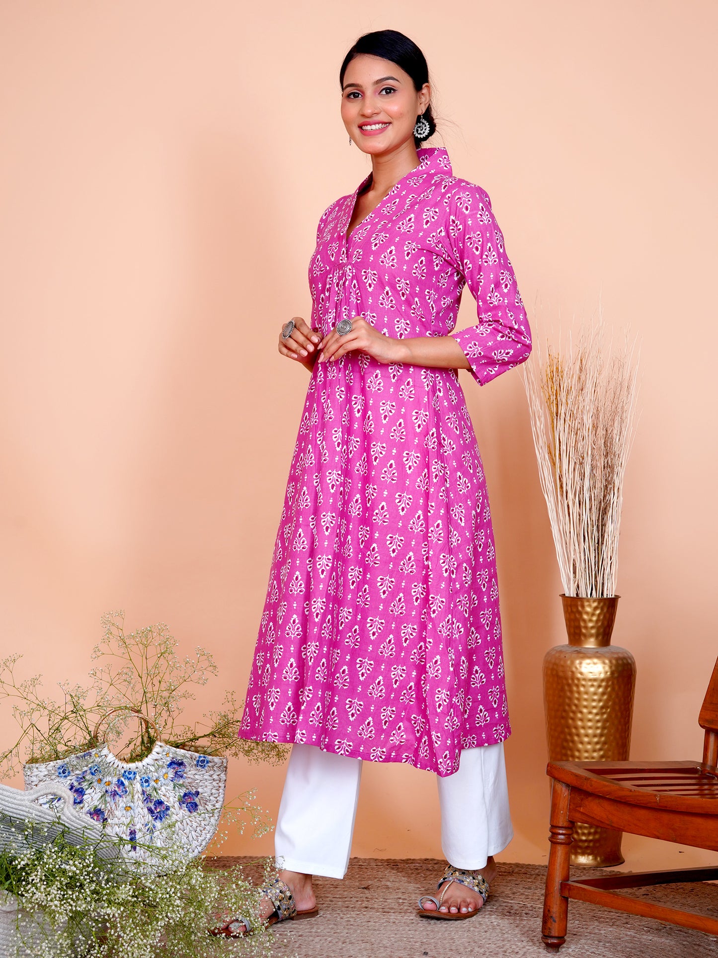 Magenta Floral Buti Printed Cotton A-Line Kurta