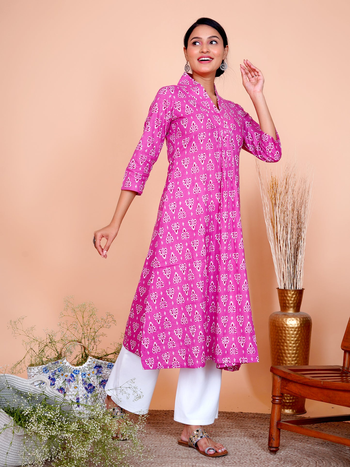 Magenta Floral Buti Printed Cotton A-Line Kurta