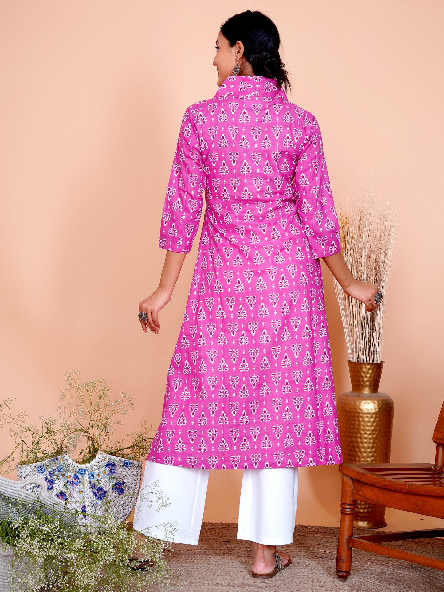 Magenta Floral Buti Printed Cotton A-Line Kurta