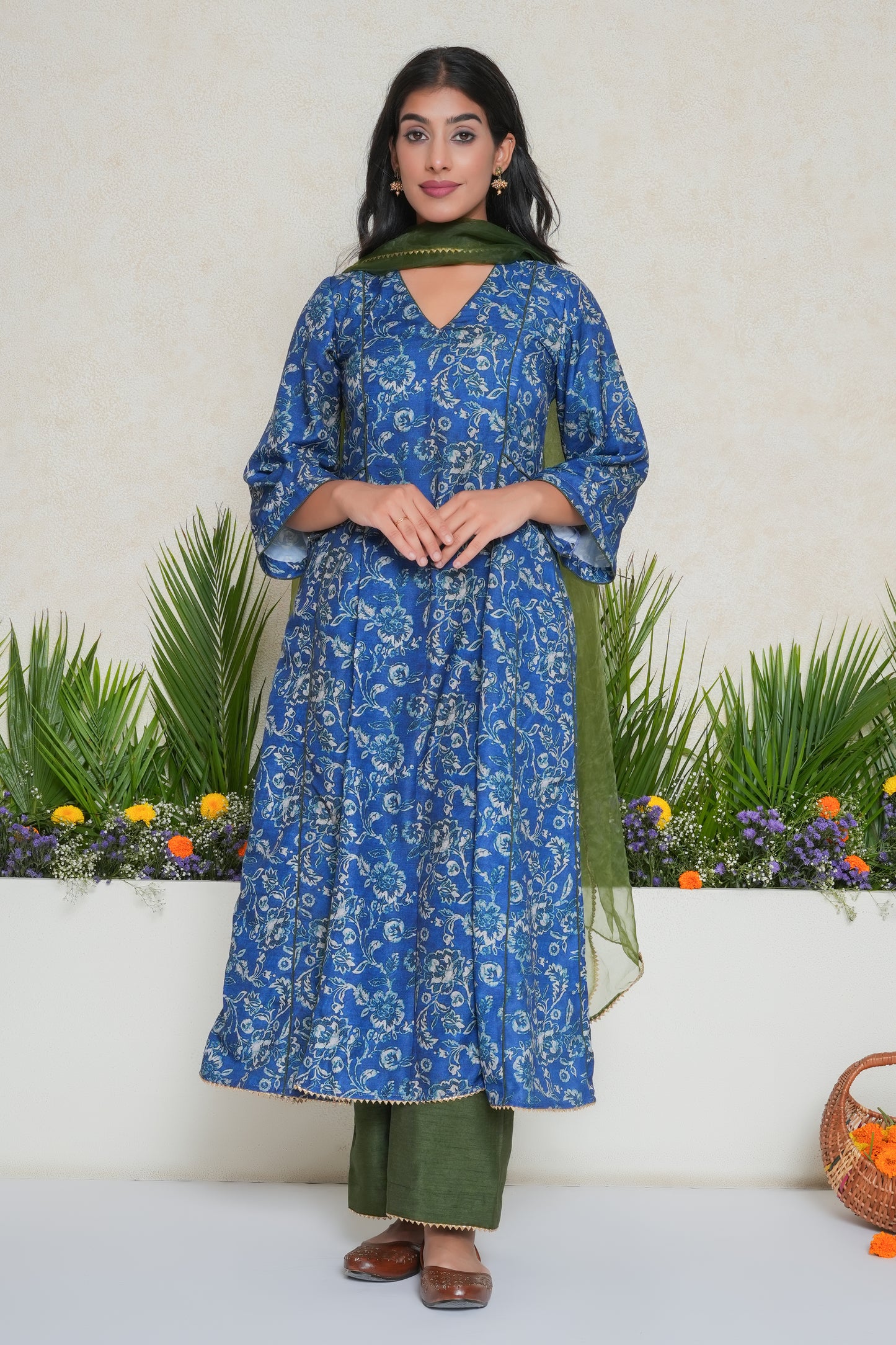 Blue Floral Printed Kali Kurta Set